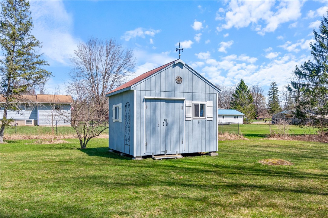 7 Forest Brook Road Schroeppel, NY 13135 - Photo 31 of 33
