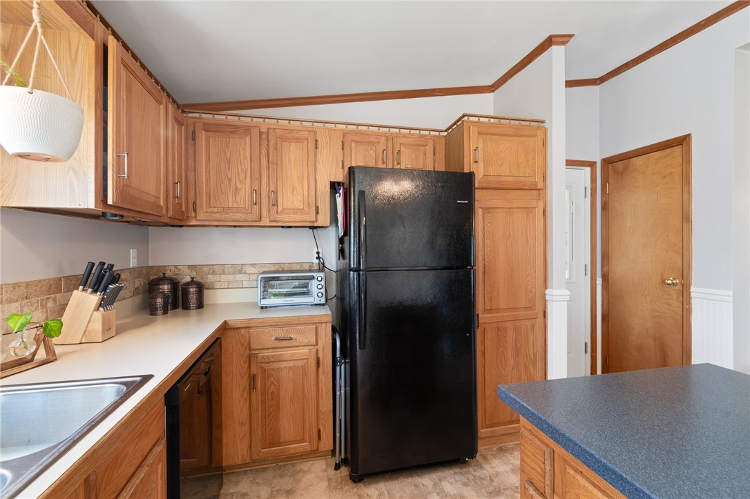 7 Forest Brook Road Schroeppel, NY 13135 - Photo 10 of 33