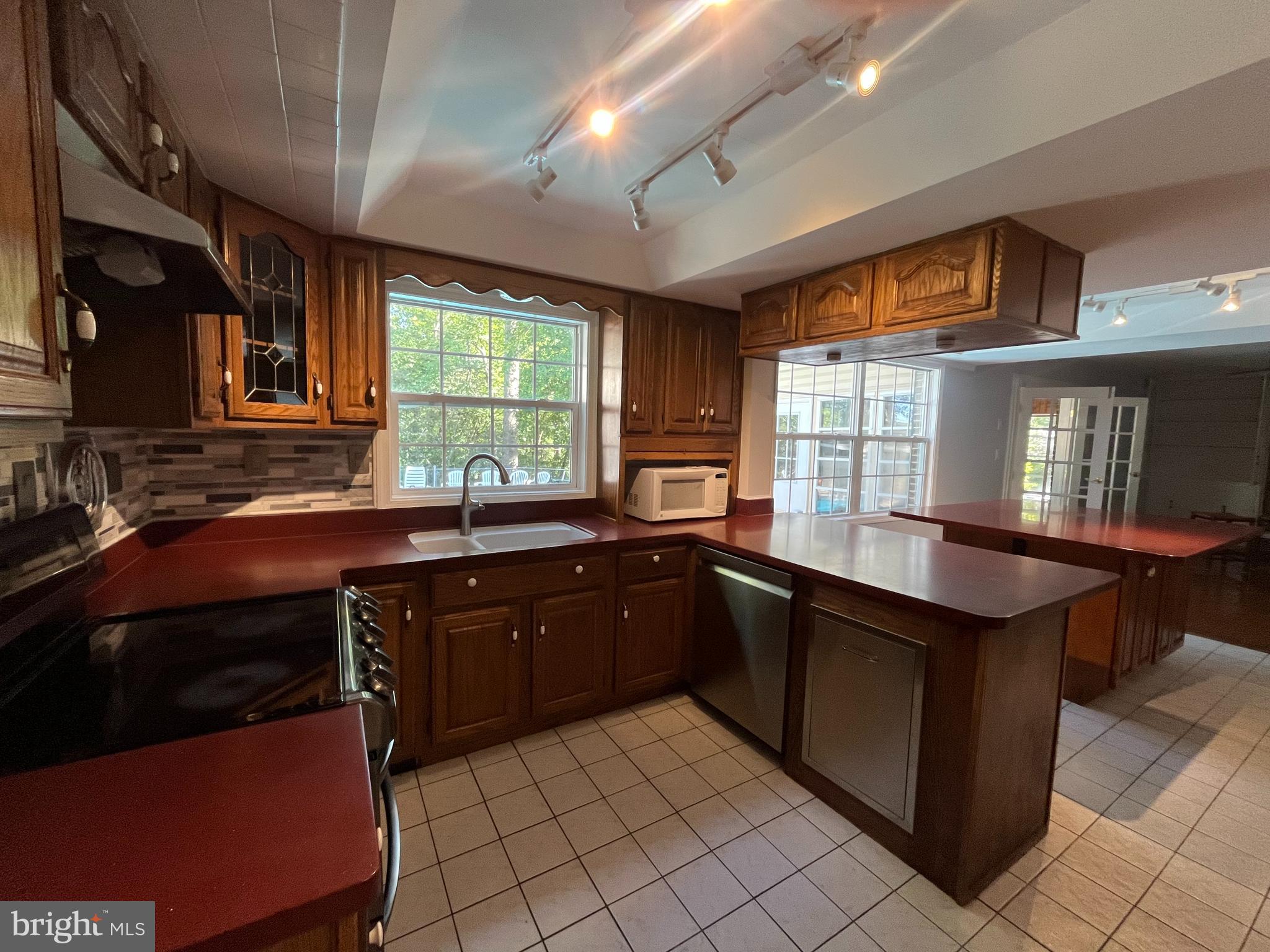 3203 Riverview Drive Triangle, VA 22172 - Photo 20 of 78 Kitchen