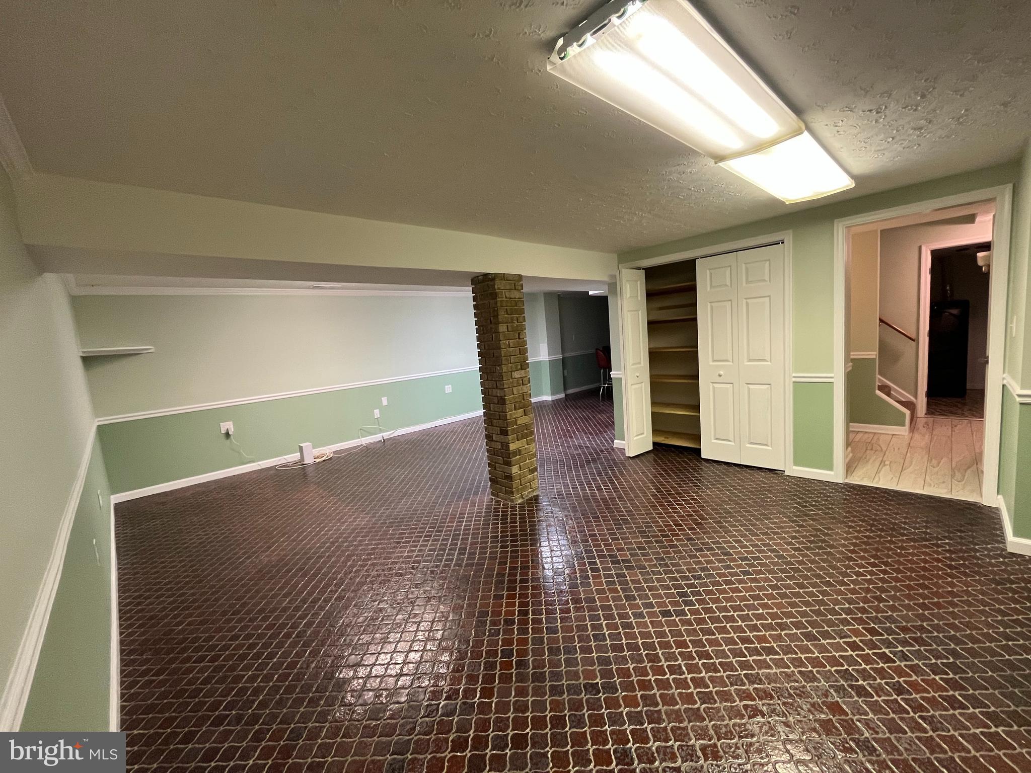 3203 Riverview Drive Triangle, VA 22172 - Photo 43 of 78 a view of empty room with wooden floor