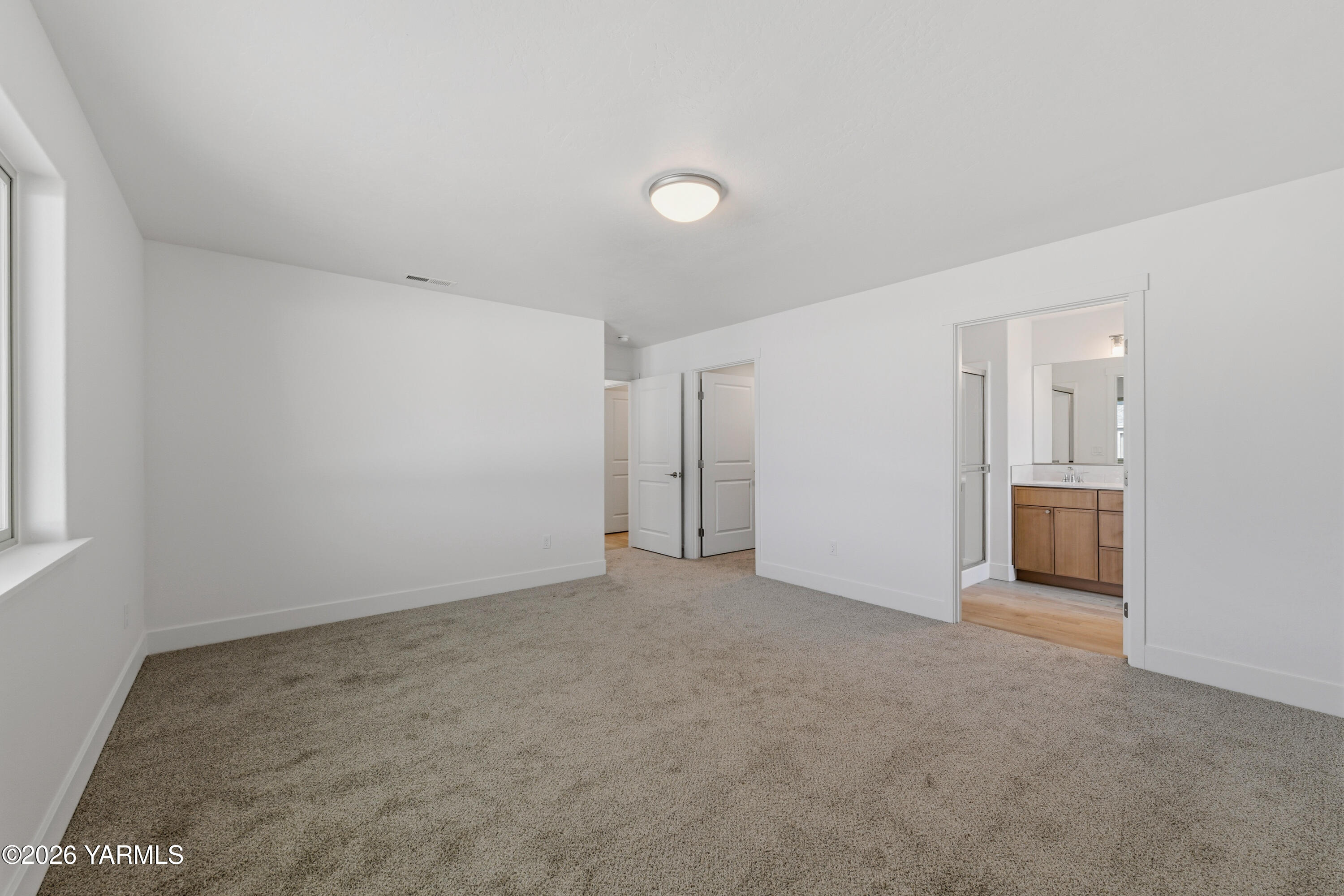 606 Grapevine Street, Unit PHASE 3 LOT 8) SPEC Grandview, WA 98930 - Photo 21 of 28 a view of empty room