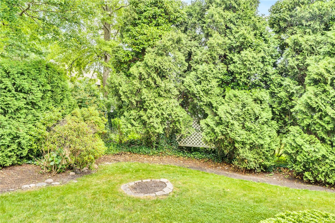 20 Yellow Birch Road Narragansett, RI 02882 - Photo 36 of 43 Gallery Image 36