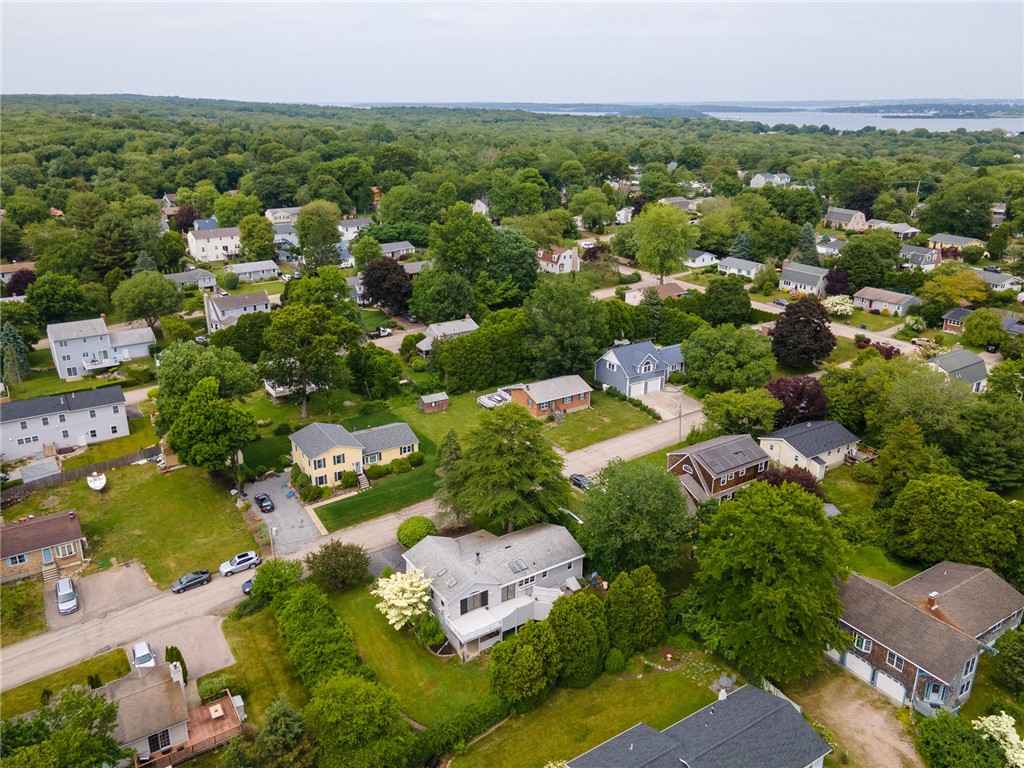 20 Yellow Birch Road Narragansett, RI 02882 - Photo 40 of 43 Gallery Image 40