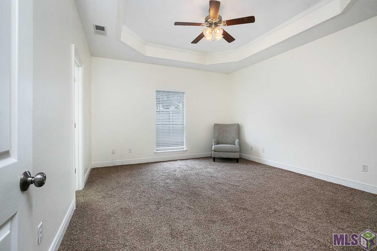 18465 Perkins Oak Road Prairieville, LA 70769 - Photo 17 of 29 Master Bedroom