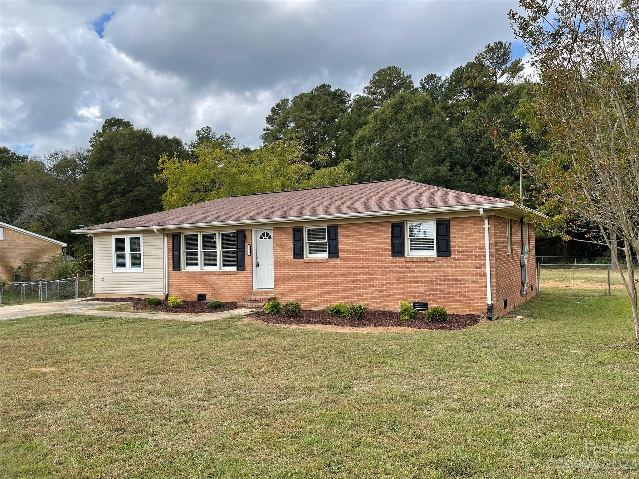 3823 Little Mountain Road Gastonia, NC 28056 - Photo 1 of 37 Gallery Image 1