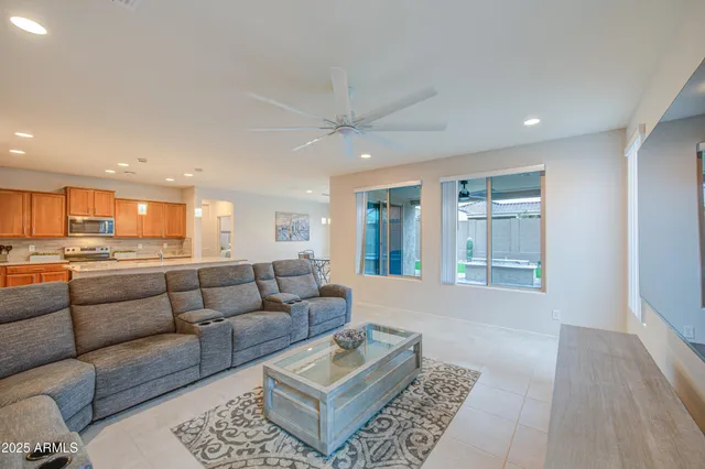 $425,000 | 7688 West Cactus Wren Way, Florence, AZ 85132