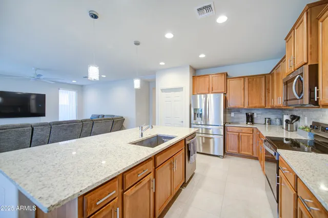 $425,000 | 7688 West Cactus Wren Way, Florence, AZ 85132