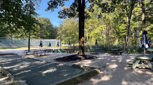 a view of outdoor space yard and porch