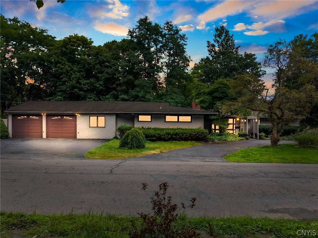 100 Sherbrooke Road Manlius, NY 13104 - Photo 1 of 41 Gallery Image 1