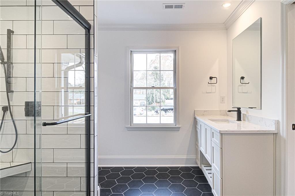 3226 Nottingham Road Winston-Salem, NC 27104 - Photo 11 of 16 Gallery Image 11
