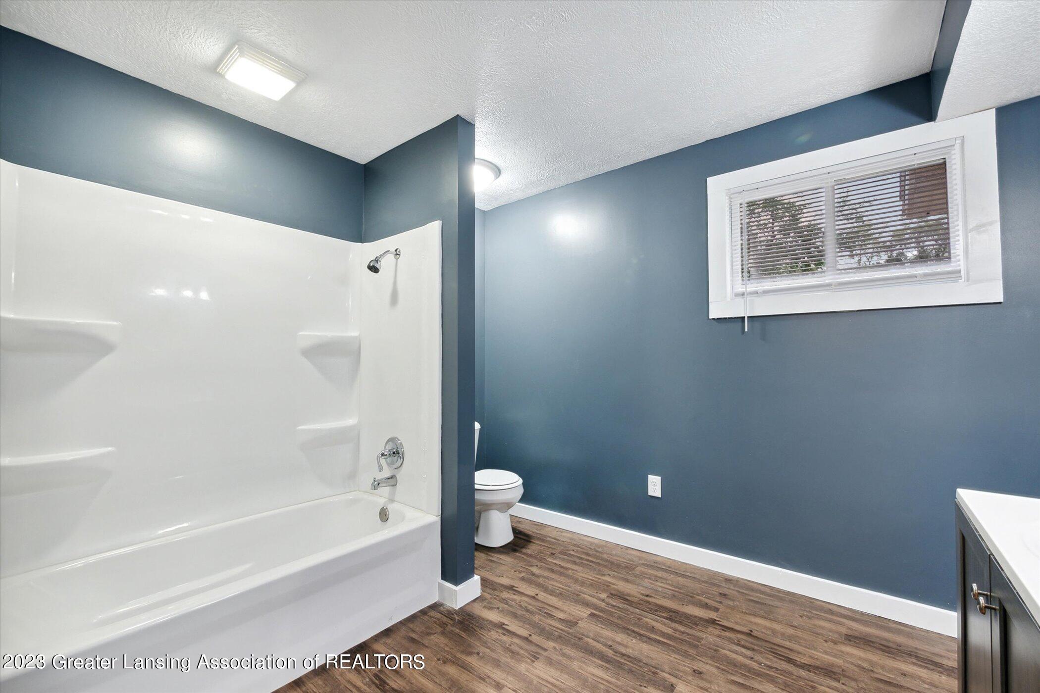 322 Maple Street Charlotte, MI 48813 - Photo 19 of 44 19-322-Maple-St-Charlotte-MI-48813-Windo