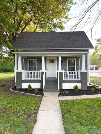 $139,900 | 402 West Pine Street, Percy, IL 62272