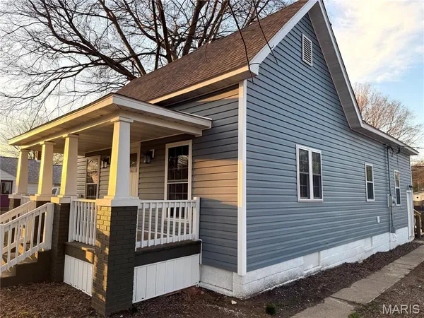 $155,000 | 402 West Pine Street, Percy, IL 62272
