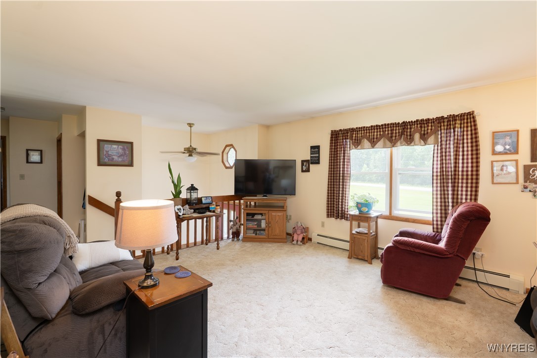7727 Dewitt Road Pike, NY 14066 - Photo 21 of 50 Living room