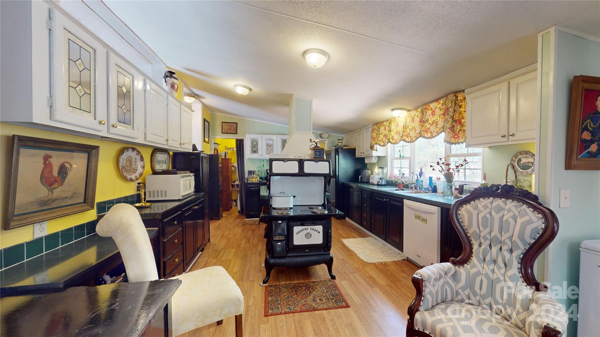 91 Apache Path Marion, NC 28752 - Photo 14 of 47 Gallery Image 14