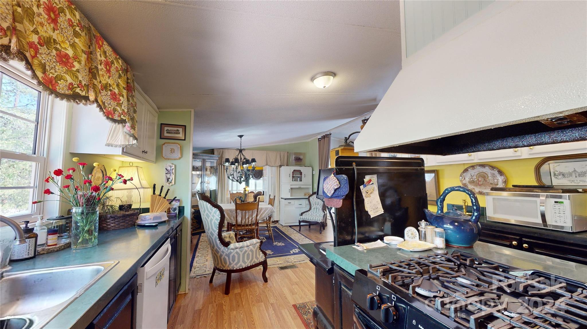 91 Apache Path Marion, NC 28752 - Photo 15 of 47 Gallery Image 15