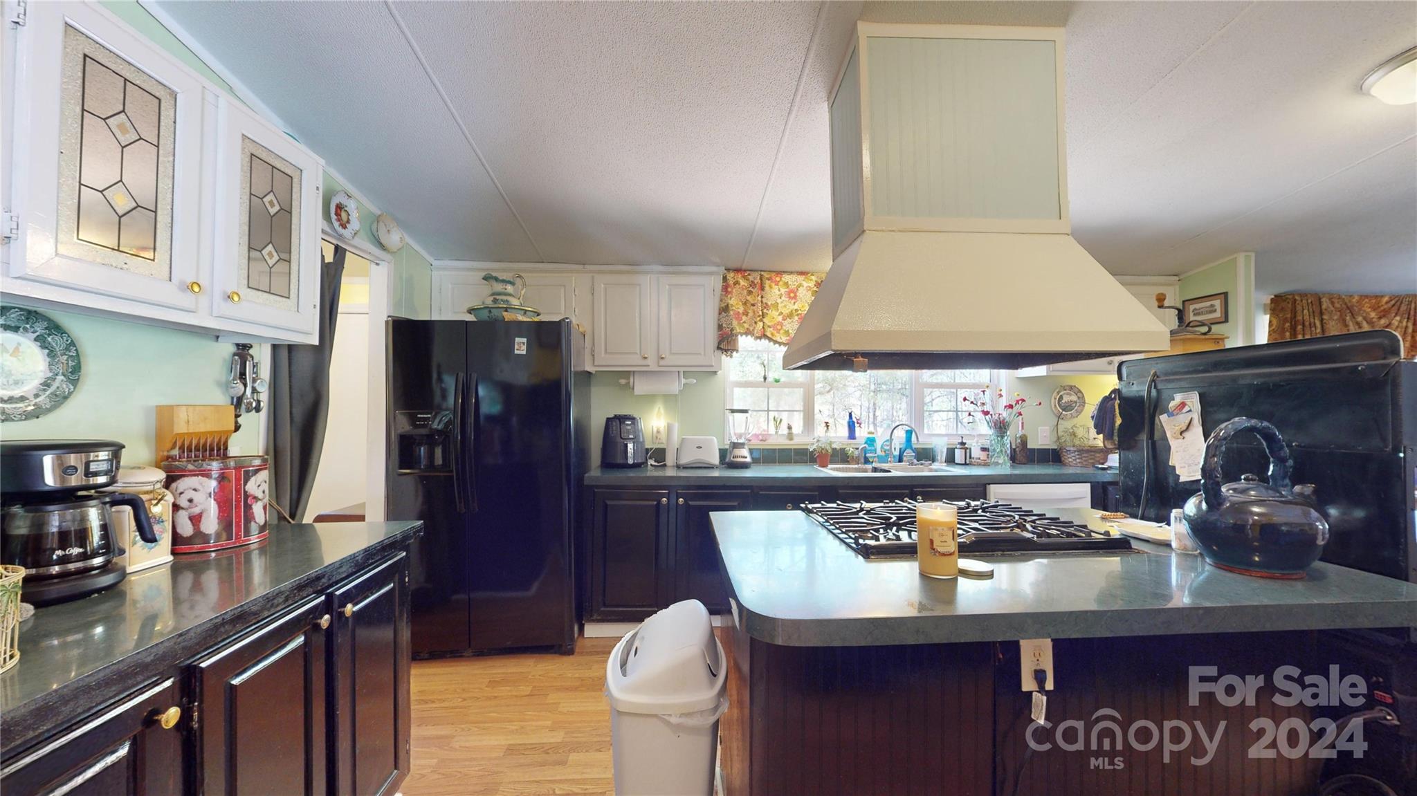91 Apache Path Marion, NC 28752 - Photo 16 of 47 Gallery Image 16