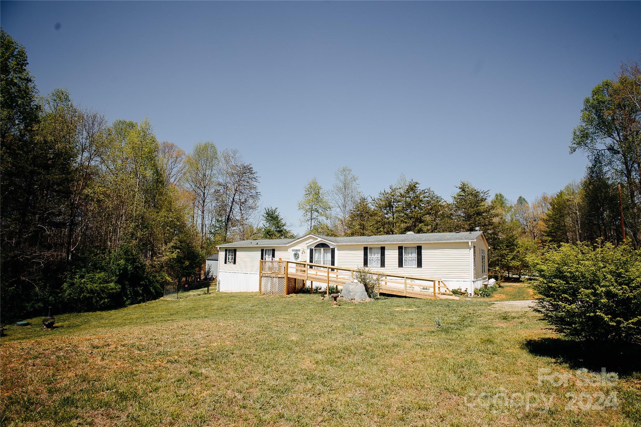 91 Apache Path Marion, NC 28752 - Photo 9 of 47 Gallery Image 9