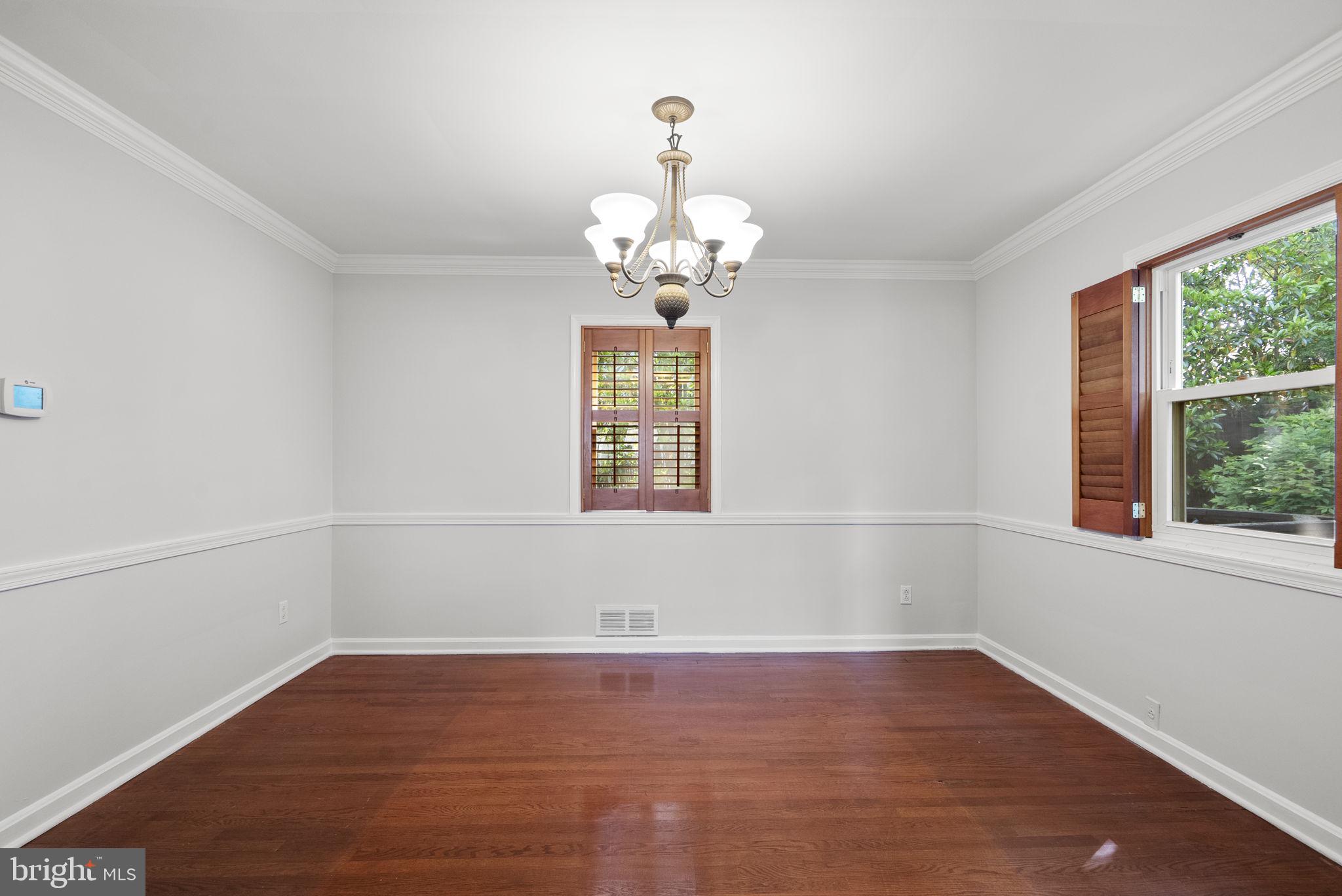 9807 Merwood Lane Silver Spring, MD 20901 - Photo 11 of 43