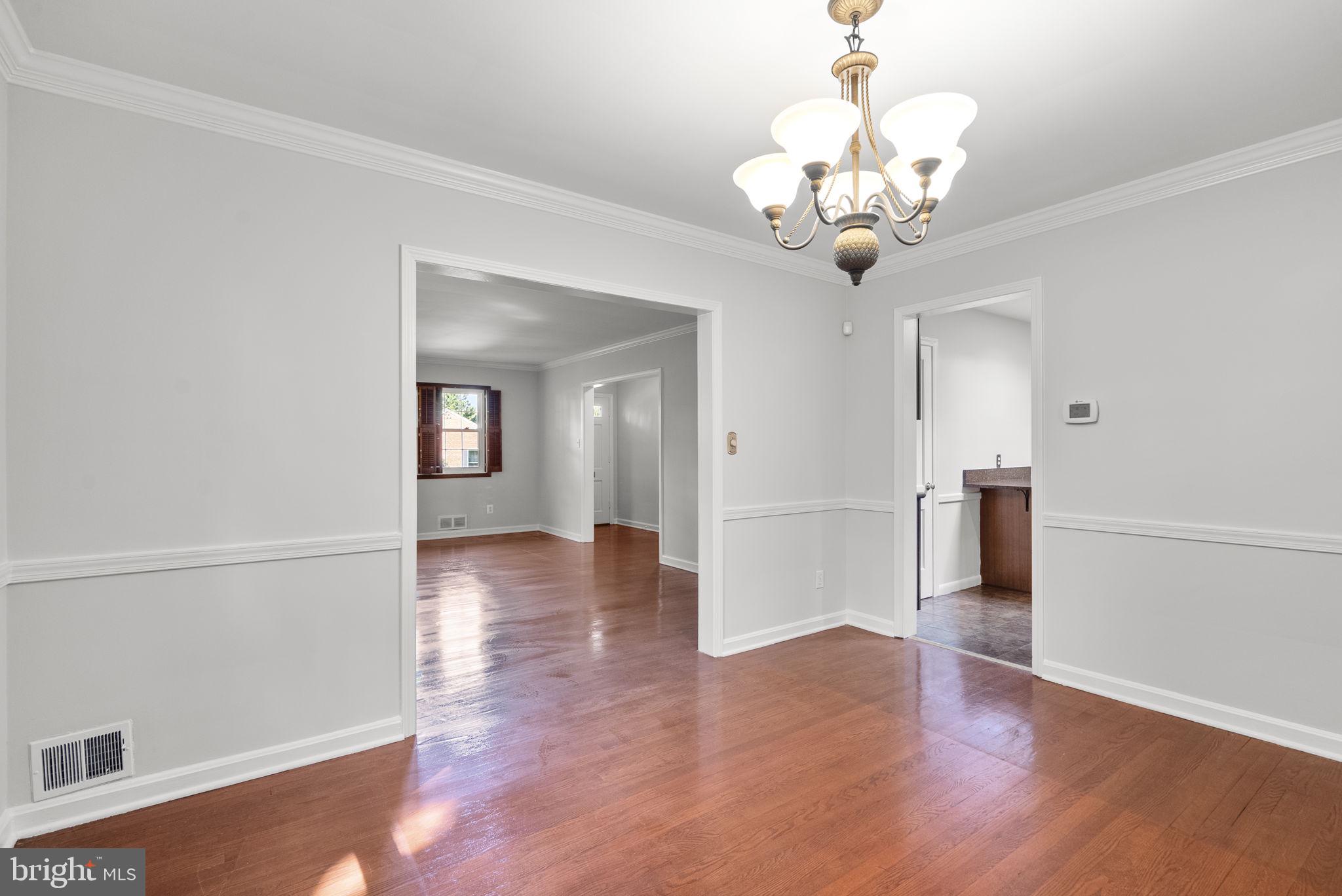 9807 Merwood Lane Silver Spring, MD 20901 - Photo 12 of 43