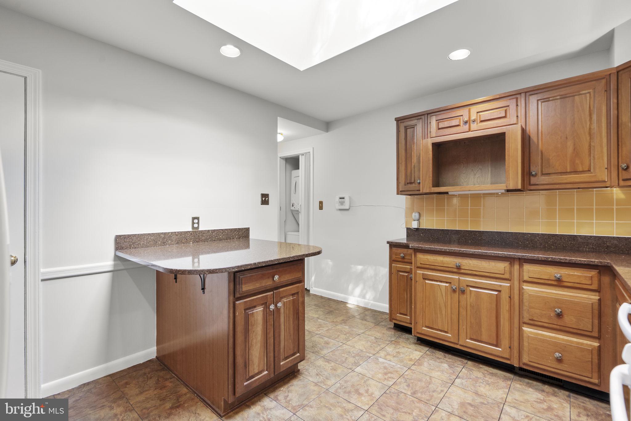 9807 Merwood Lane Silver Spring, MD 20901 - Photo 14 of 43