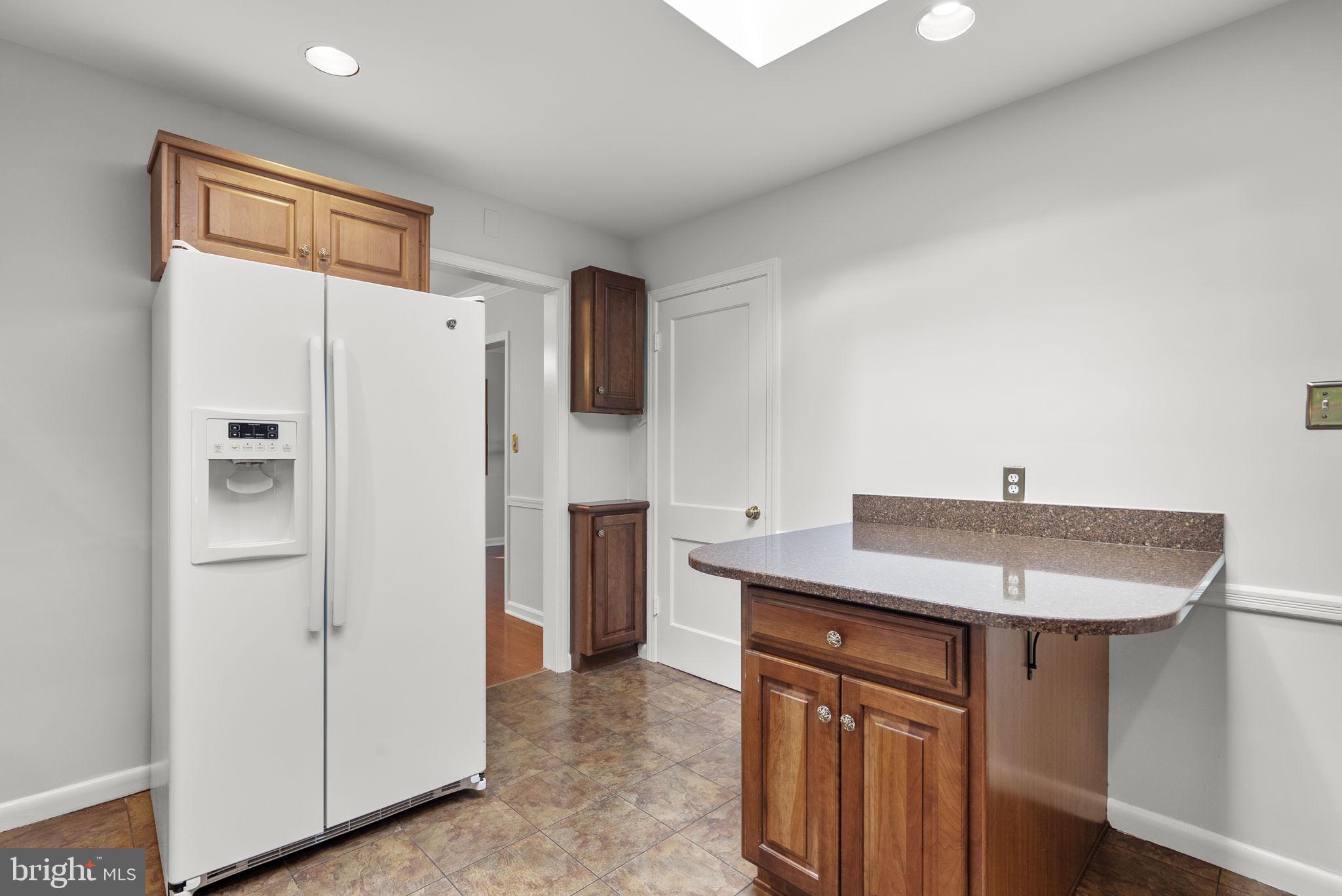 9807 Merwood Lane Silver Spring, MD 20901 - Photo 15 of 43