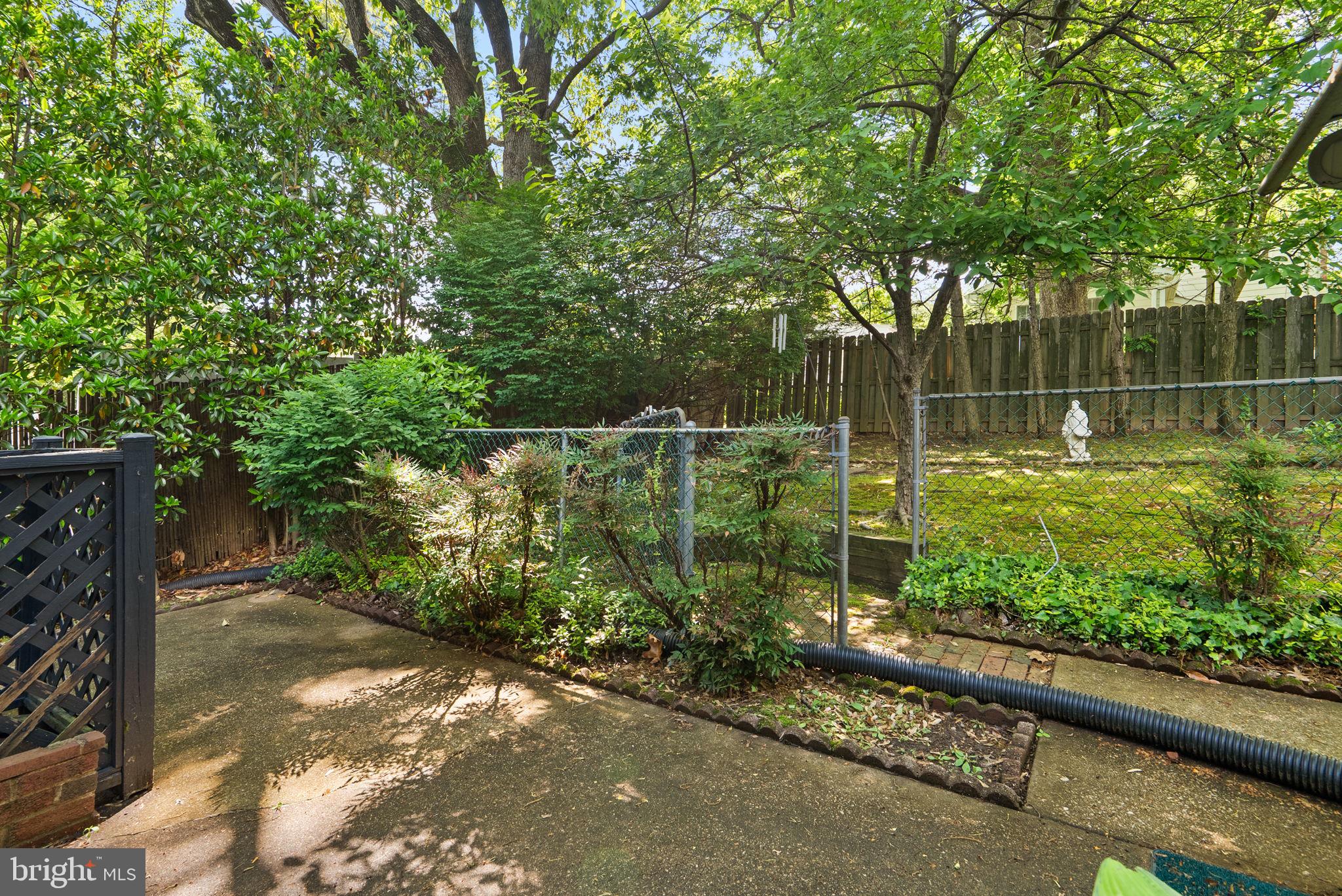 9807 Merwood Lane Silver Spring, MD 20901 - Photo 43 of 43
