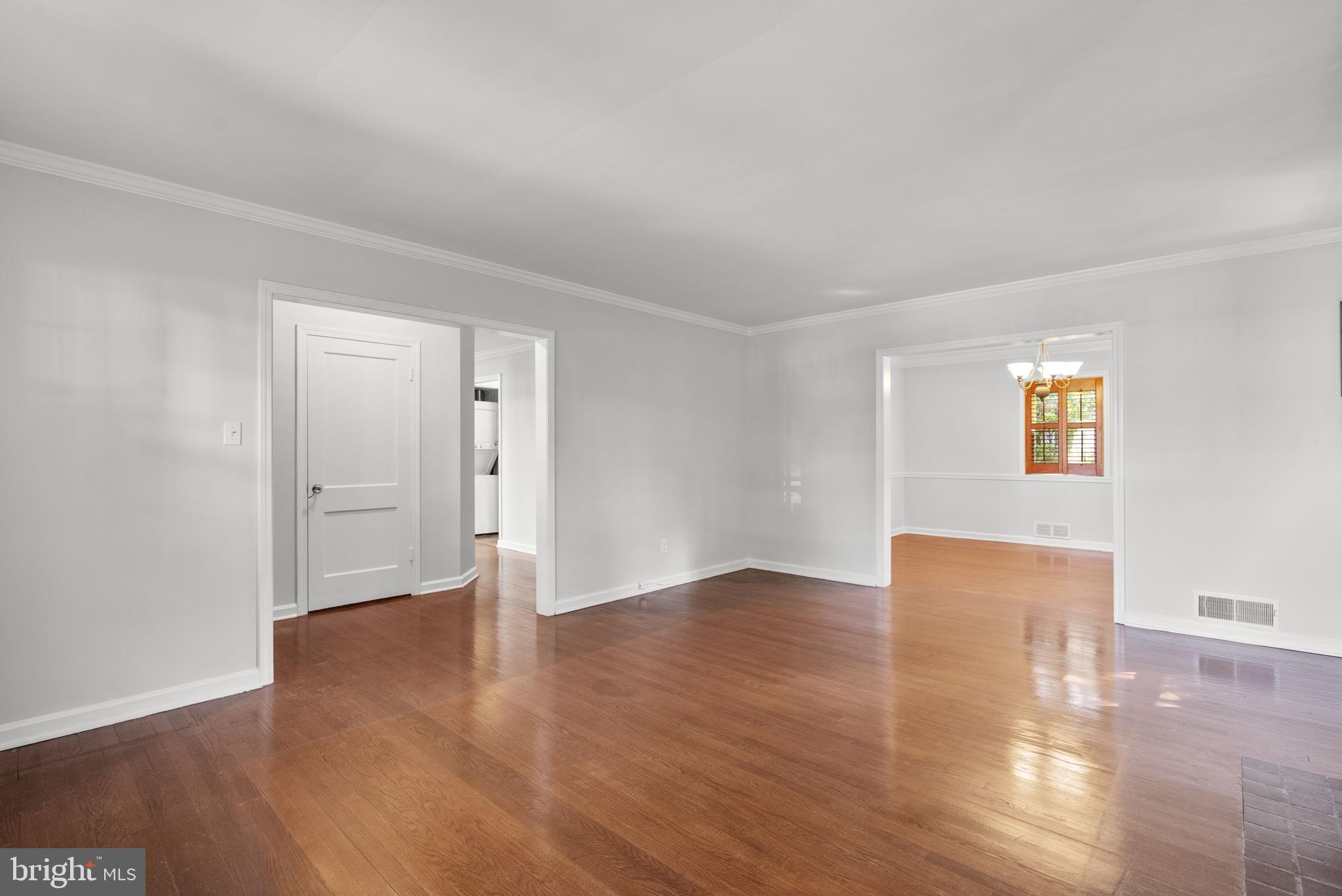 9807 Merwood Lane Silver Spring, MD 20901 - Photo 8 of 43