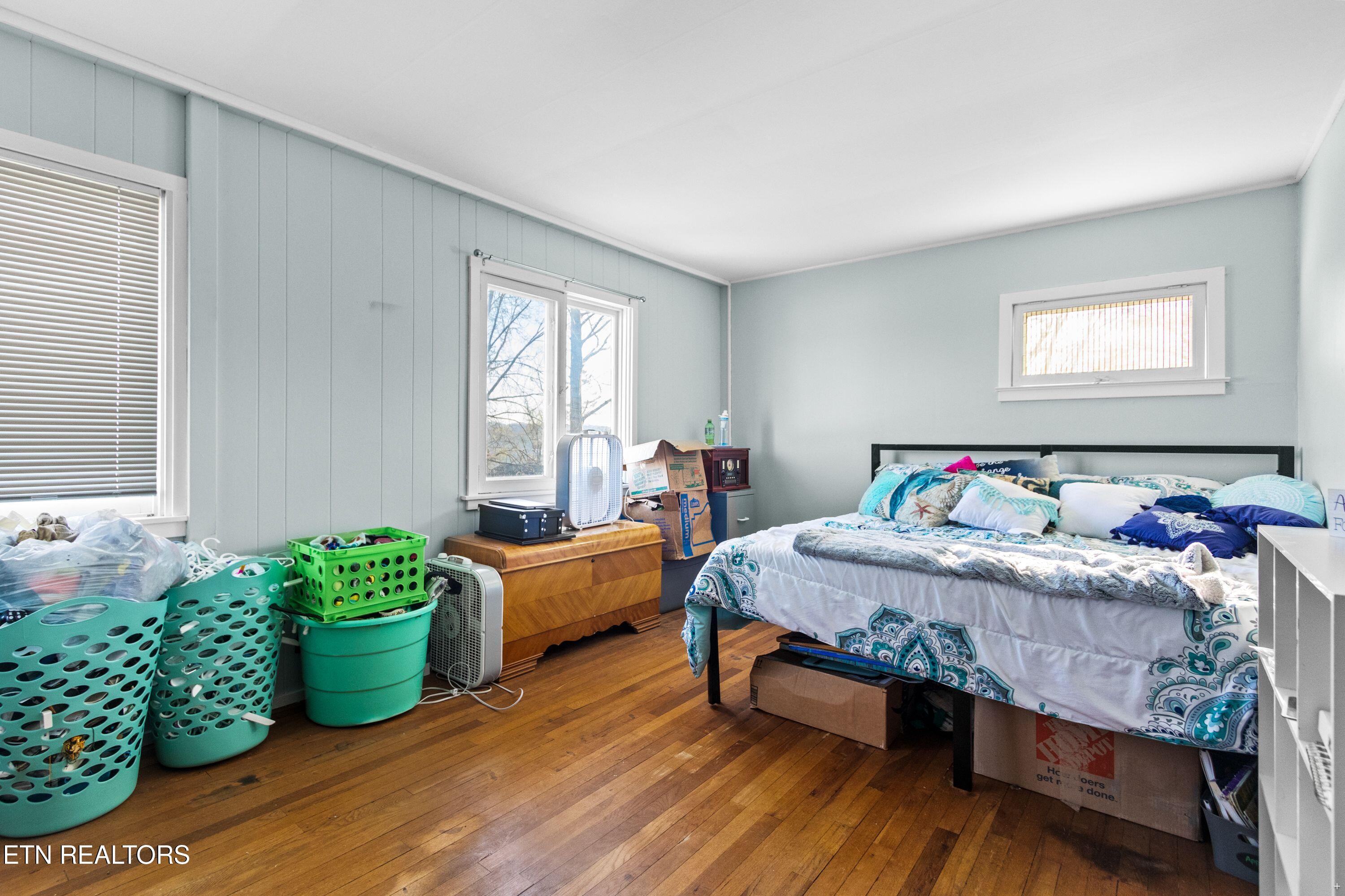 111 Vienna Road Oak Ridge, TN 37830 - Photo 18 of 24 bedroom1