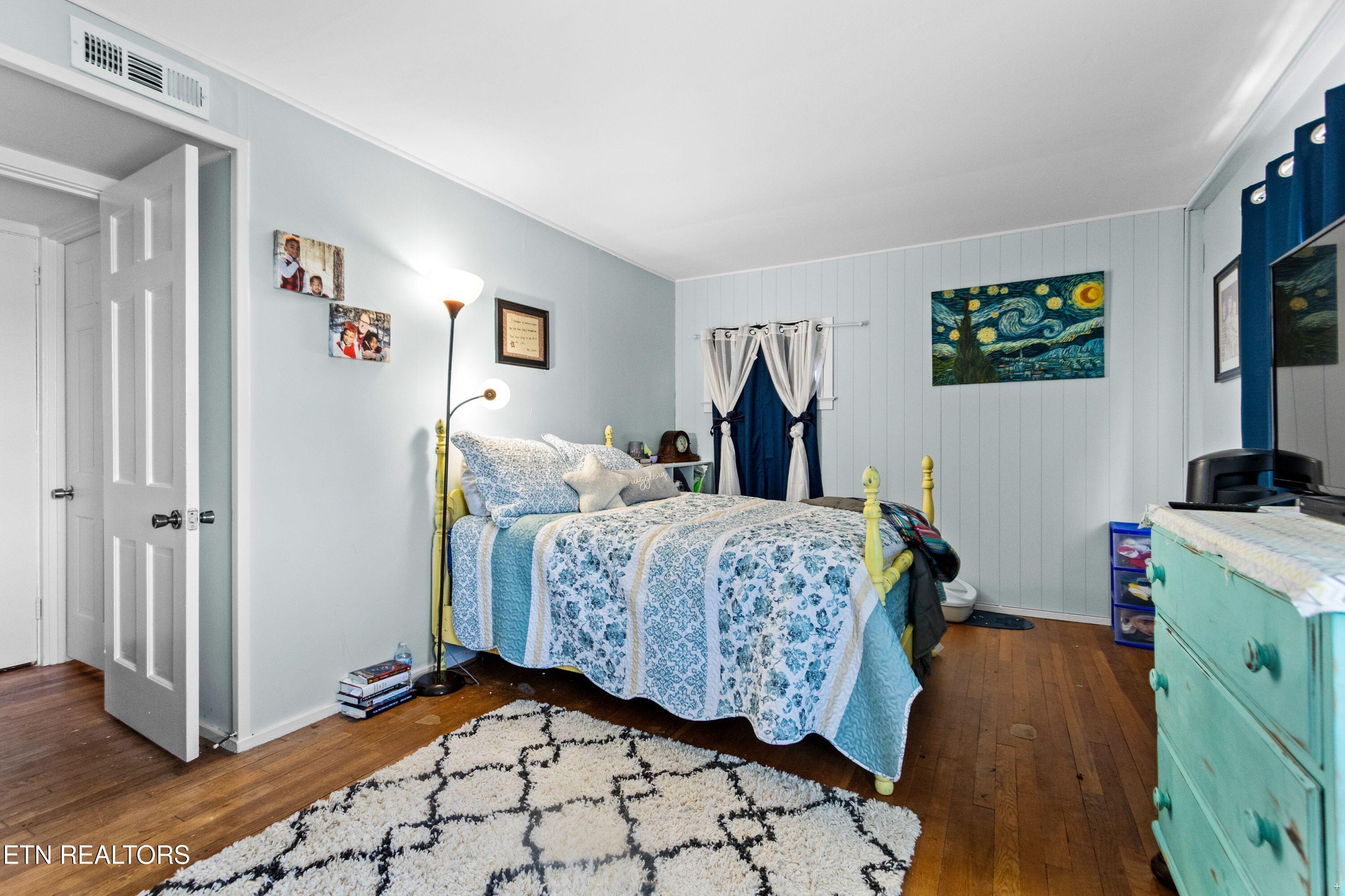 111 Vienna Road Oak Ridge, TN 37830 - Photo 19 of 24 bedroom2