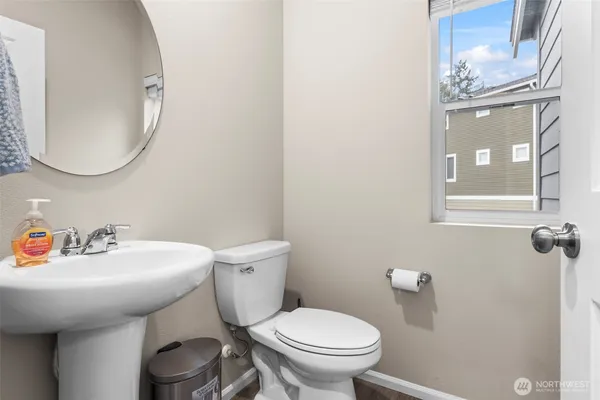 $425,000 | 17411 118th Ave Court East, Unit F, Puyallup, WA 98374