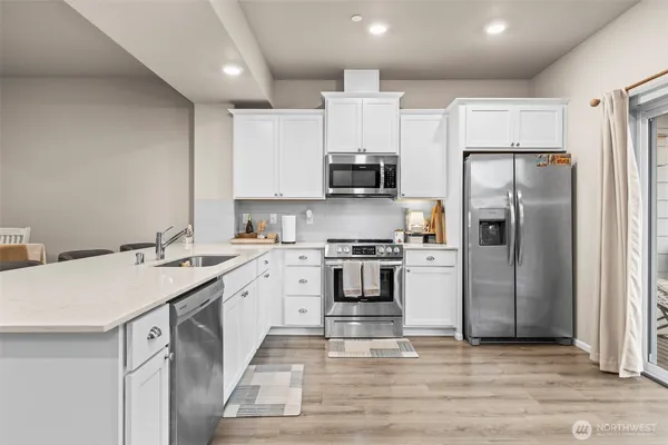 $425,000 | 17411 118th Ave Court East, Unit F, Puyallup, WA 98374