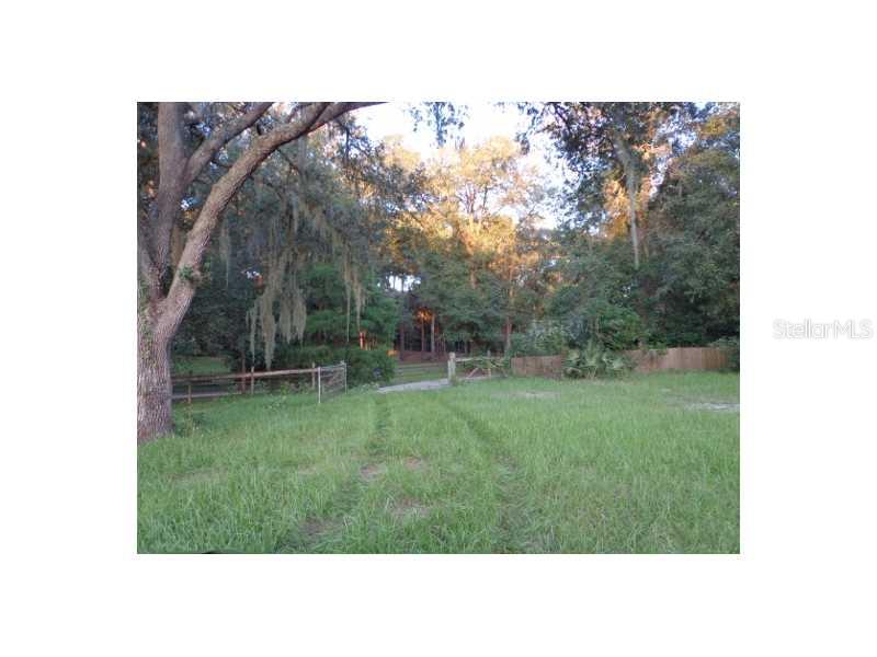 1166 Private Road DeLand, FL 32720 - Photo 1 of 1 Exterior Front