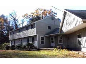 7 Goodwin Road Hampton Falls, NH 03844 - Photo 2 of 3