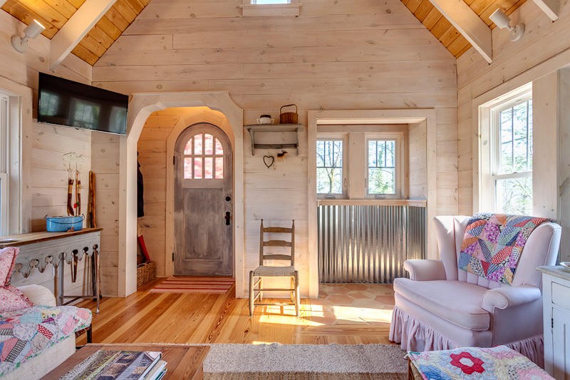 230 Mt Luke Road Townsend, TN 37882 - Photo 4 of 39 Gallery Image 4