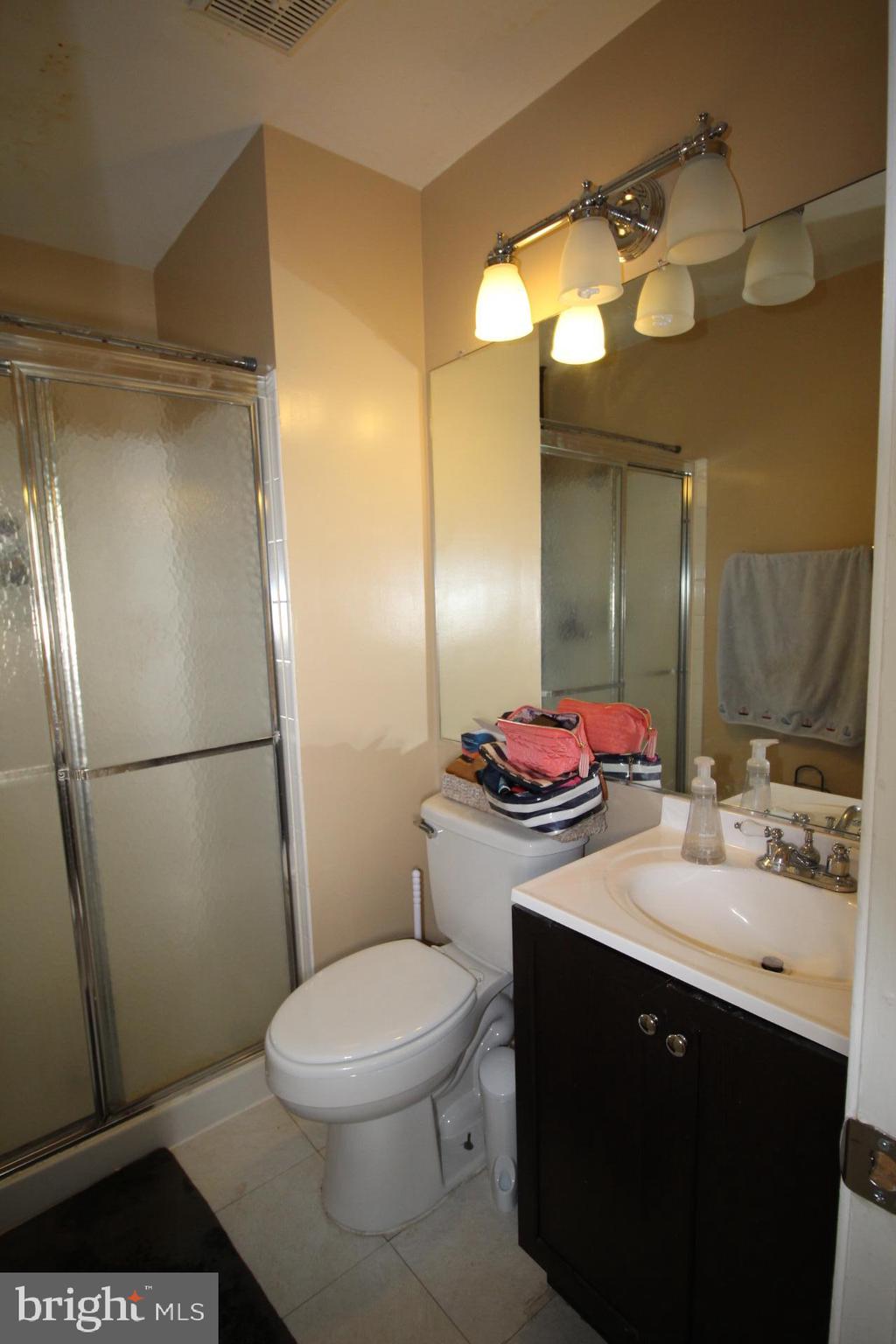 2373 Hunters Square Court Reston, VA 20191 - Photo 11 of 21