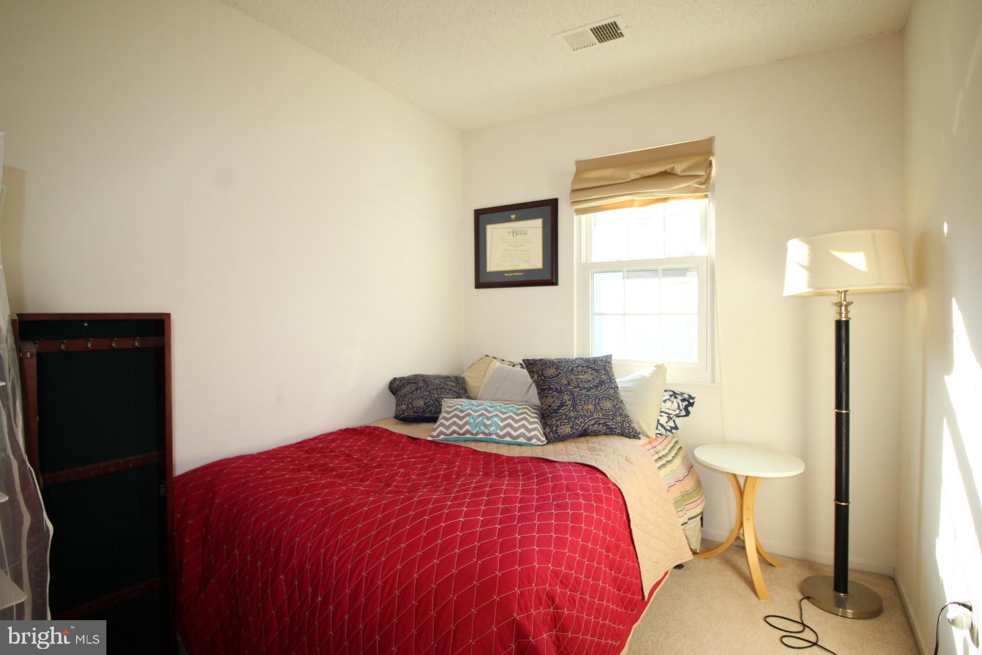 2373 Hunters Square Court Reston, VA 20191 - Photo 13 of 21