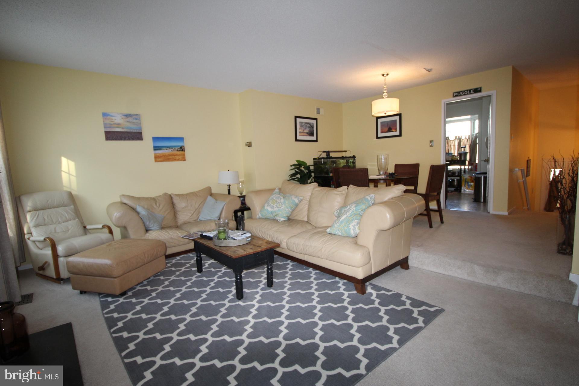 2373 Hunters Square Court Reston, VA 20191 - Photo 8 of 21