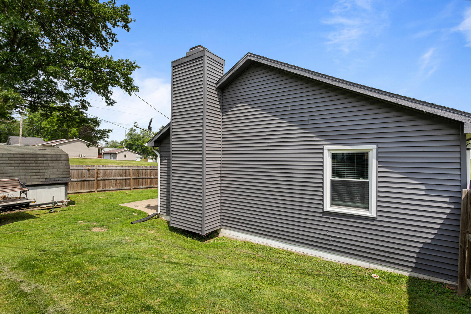 2717 East Main Street Decatur, IL 62521 - Photo 28 of 31 a view of a backyard with a small cabin