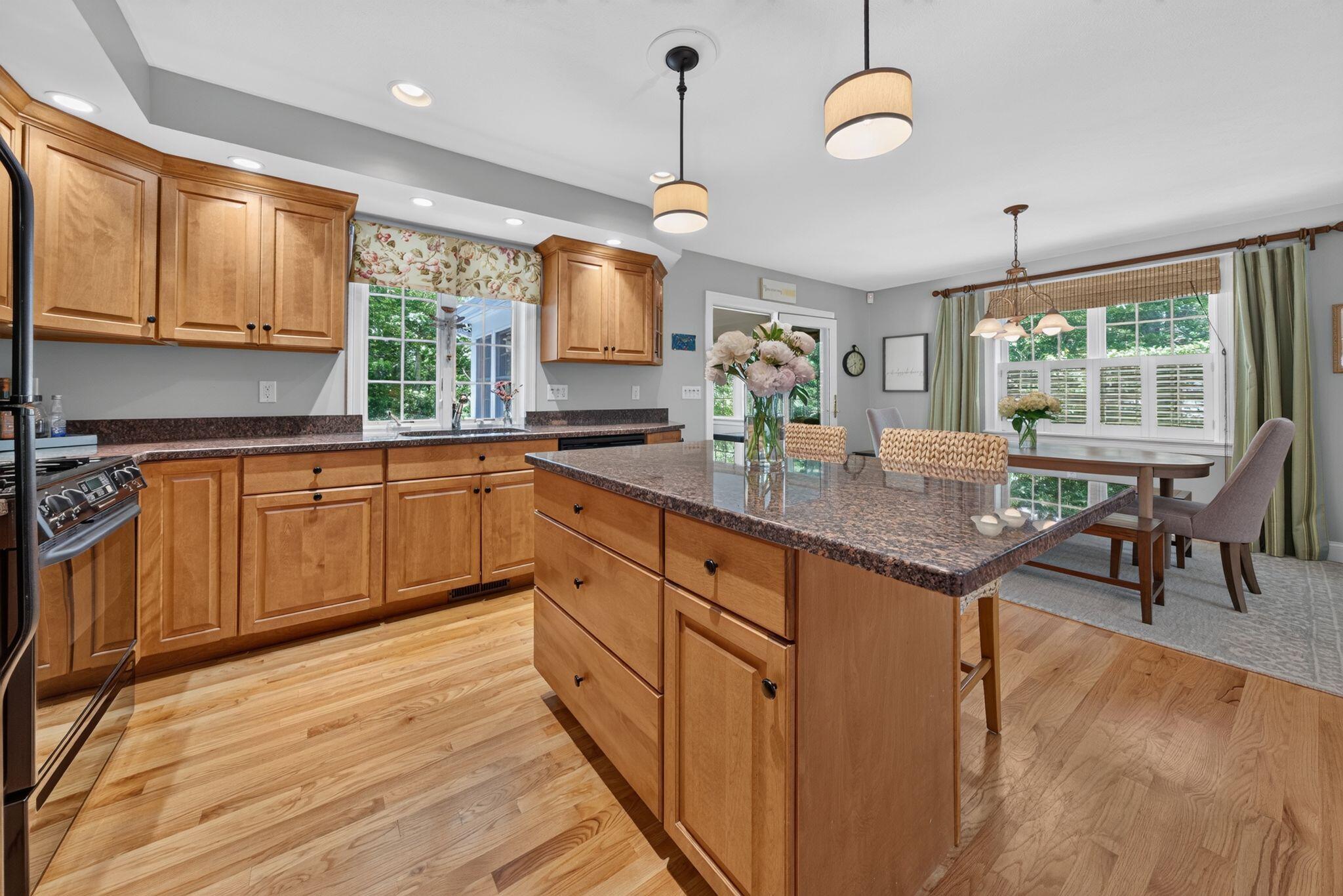 19 Monahansett Road Mashpee, MA 02649 - Photo 9 of 34 16_DSC06883