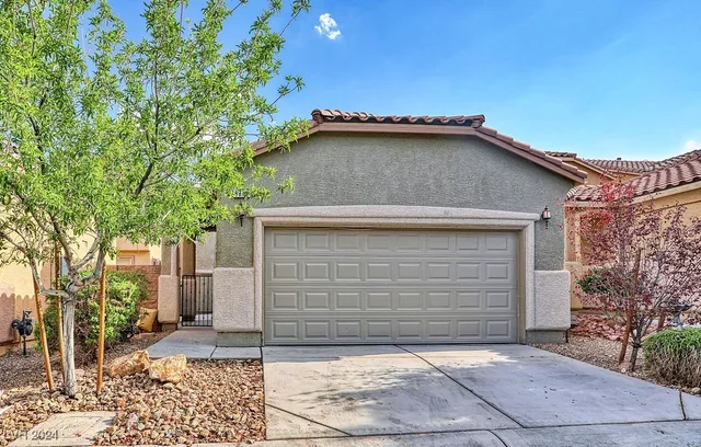 $2,000 | 8845 Salvestrin Point Avenue, Las Vegas, NV 89148