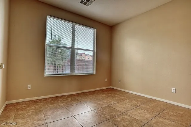 $2,000 | 8845 Salvestrin Point Avenue, Las Vegas, NV 89148