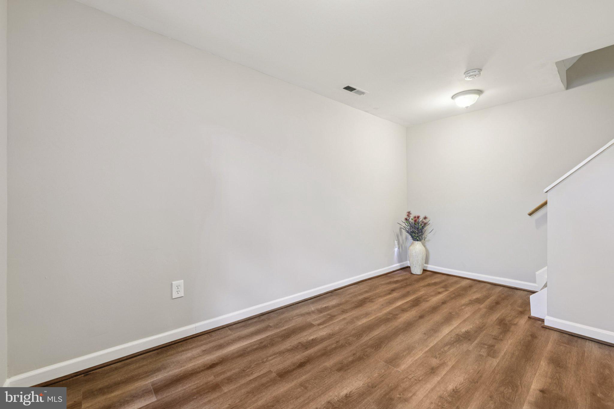 8562 Beacon Point Road Pasadena, MD 21122 - Photo 17 of 59