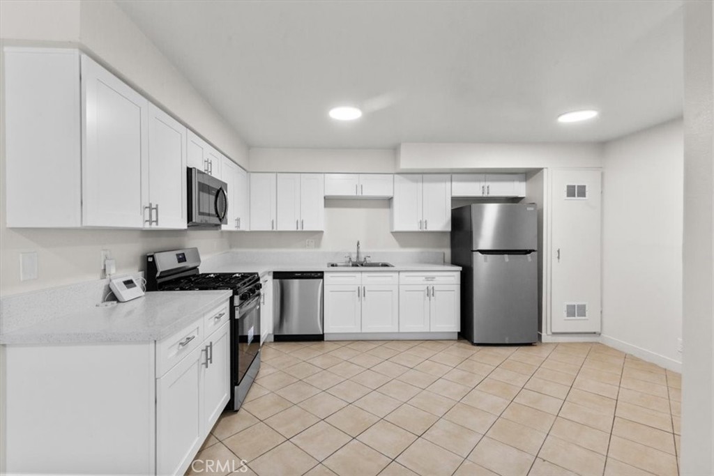 1002 Lombard Drive Redlands, CA 92374 - Photo 23 of 45