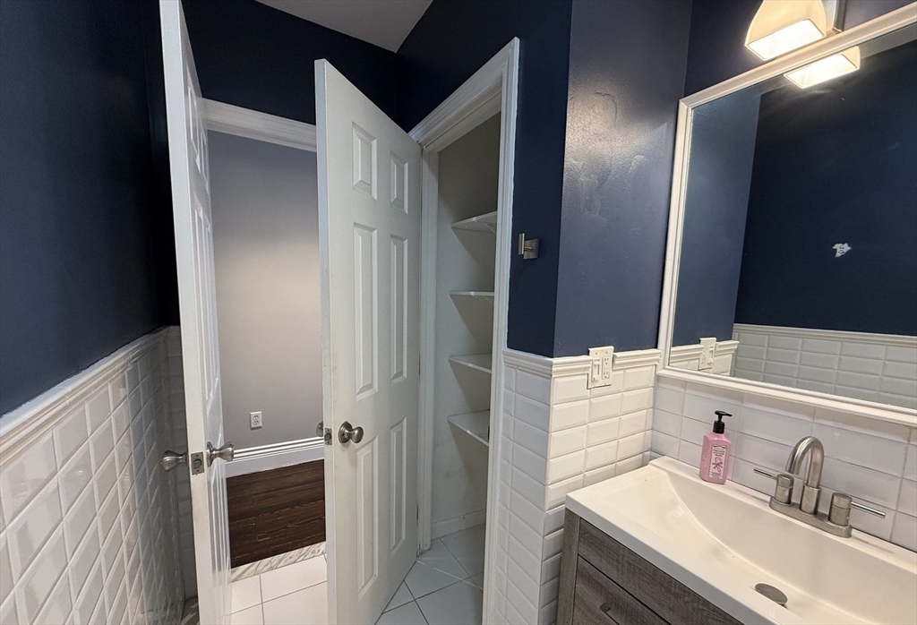 60 Florida Street, Unit 2 Boston, MA 02124 - Photo 13 of 21