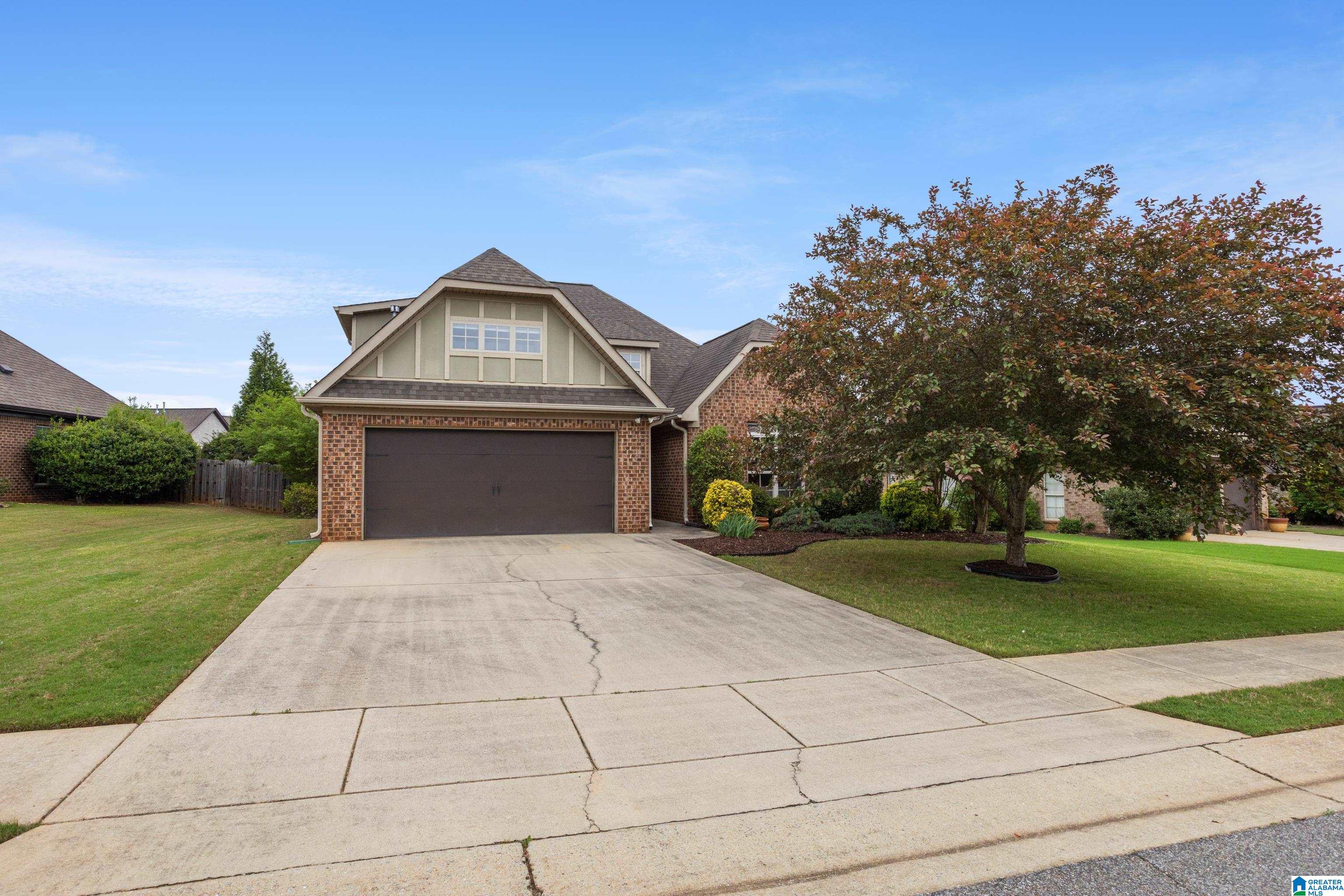 304 Lacey Avenue Alabaster, AL 35114 - Photo 1 of 43