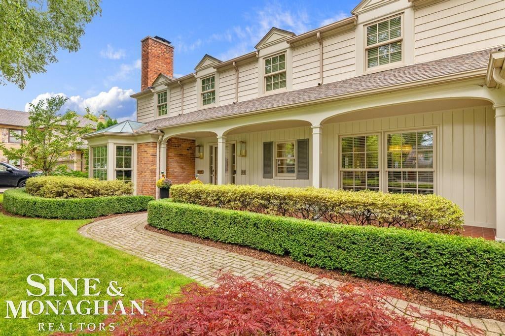 44 North Deeplands Road Grosse Pointe Shores, MI 48236 - Photo 2 of 99 Gallery Image 2