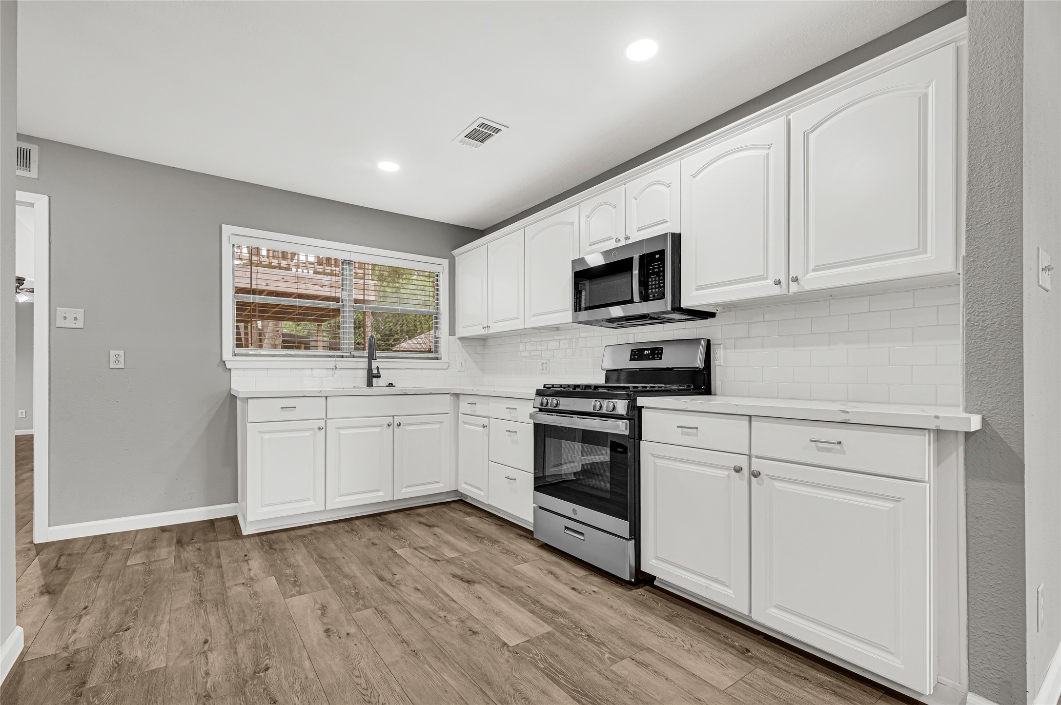 3809 Sherbrook Road Pasadena, TX 77503 - Photo 22 of 26