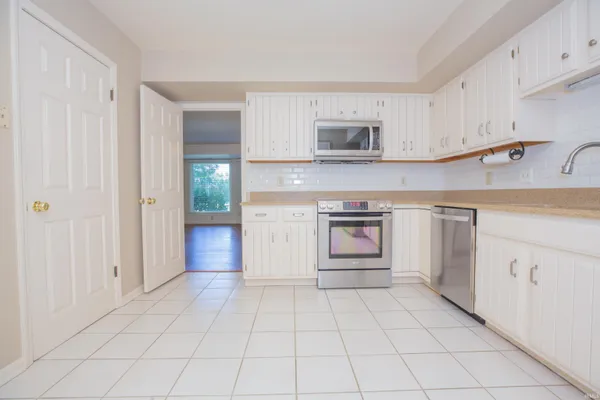 $299,000 | 123 Hartin Drive, Evansville, IN 47711