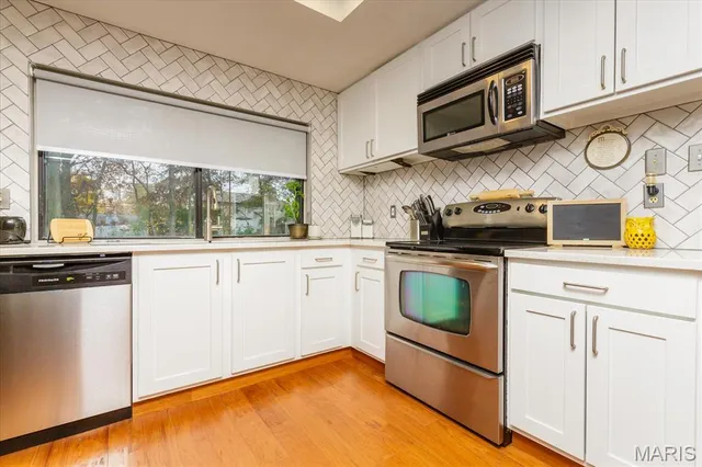 $385,000 | 2721 Heritage Landing, St. Charles, MO 63303